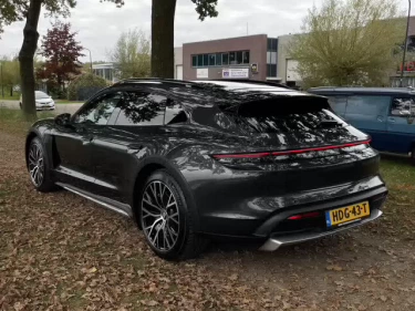 Foto van Porsche Taycan