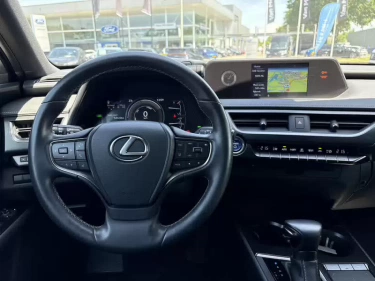 Foto van Lexus UX