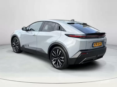 Foto van Toyota C-HR+