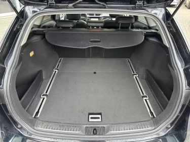 Foto van Toyota Avensis Touring Sports