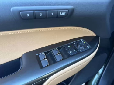 Foto van Lexus NX