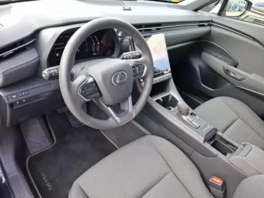 Foto van Lexus LBX