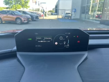Foto van Toyota C-HR+