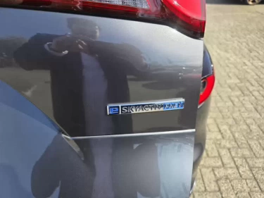 Foto van Mazda CX-60