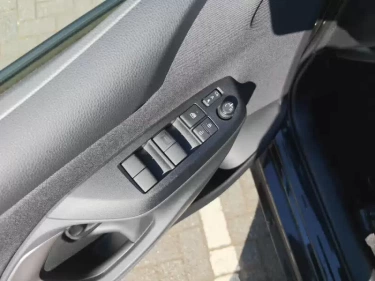 Foto van Mazda 2 Hybrid
