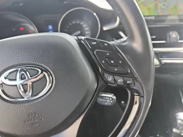 Foto van Toyota C-HR