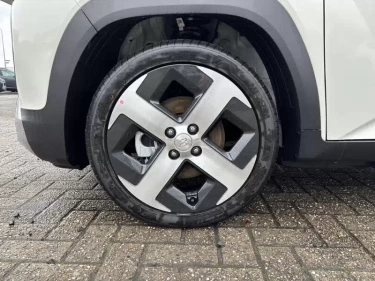 Foto van Hyundai INSTER