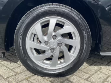 Foto van Mitsubishi Space Star