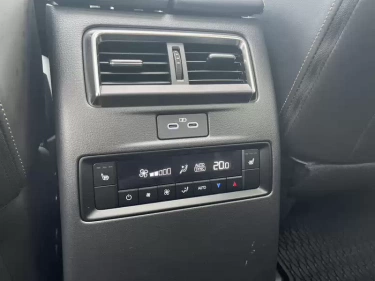 Foto van Mazda CX-80