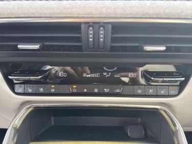 Foto van Mazda CX-60