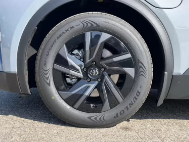 Foto van Toyota C-HR+