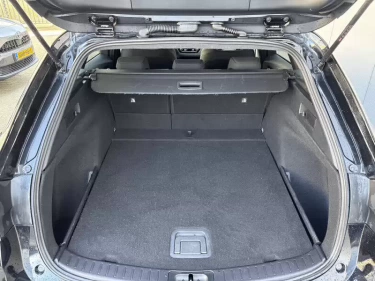 Foto van Toyota Corolla Touring Sports