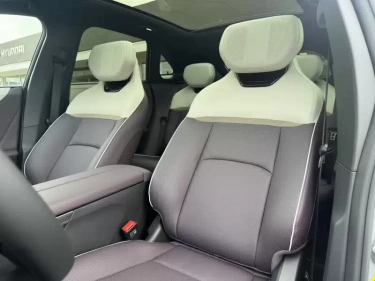Foto van Mazda CX-6e