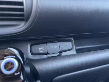 Foto van Hyundai INSTER