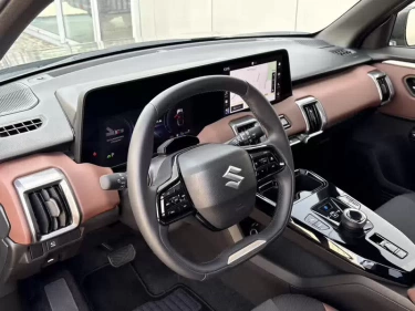 Foto van Suzuki e VITARA