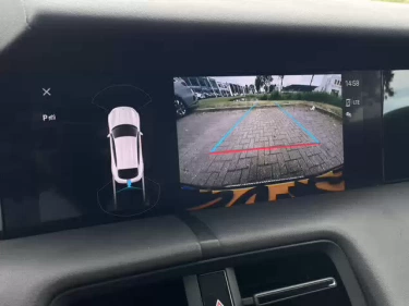 Foto van Porsche Taycan