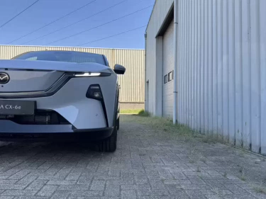 Foto van Mazda CX-6e