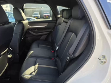 Foto van Mazda CX-60