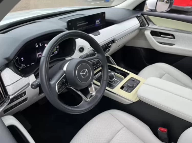 Foto van Mazda CX-60