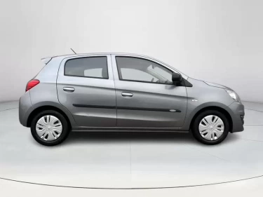 Foto van Mitsubishi Space Star