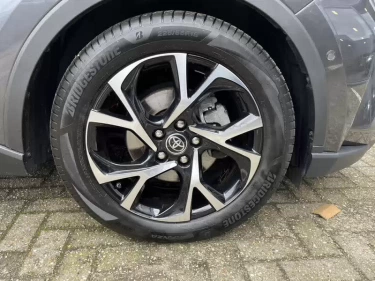 Foto van Toyota C-HR