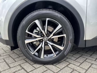 Foto van Toyota C-HR