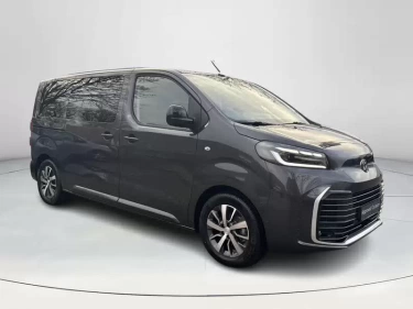 Foto van Toyota PROACE Electric Verso