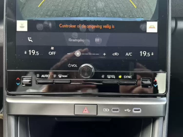 Foto van Lexus LBX