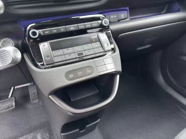 Foto van Hyundai INSTER