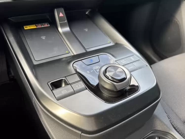 Foto van Toyota C-HR+