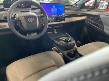 Foto van Toyota C-HR+