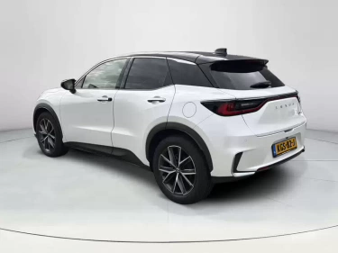 Foto van Lexus LBX