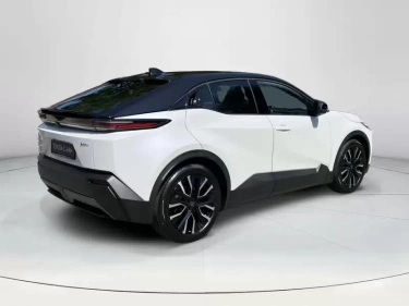 Foto van Toyota C-HR+