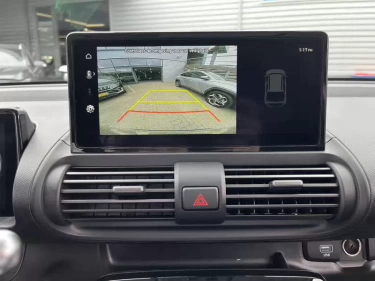 Foto van Hyundai INSTER