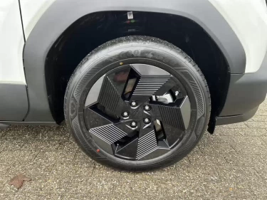 Foto van Suzuki e VITARA