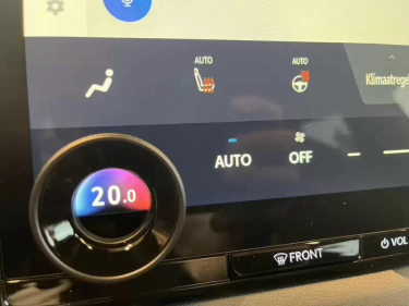 Foto van Toyota C-HR+