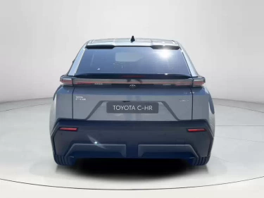 Foto van Toyota C-HR+