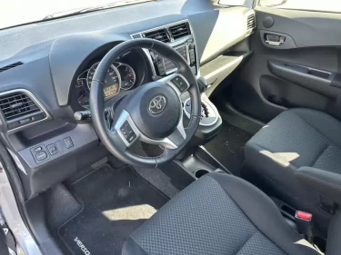 Foto van Toyota Verso-S