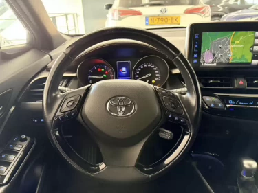 Foto van Toyota C-HR