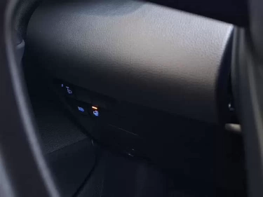 Foto van Mazda 2 Hybrid