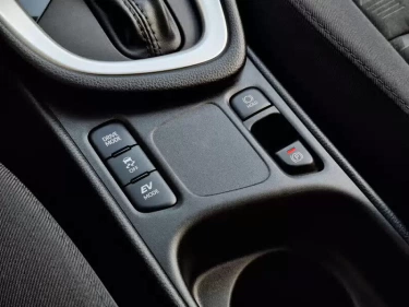 Foto van Mazda 2 Hybrid