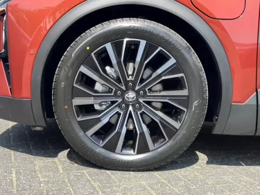 Foto van Toyota C-HR+