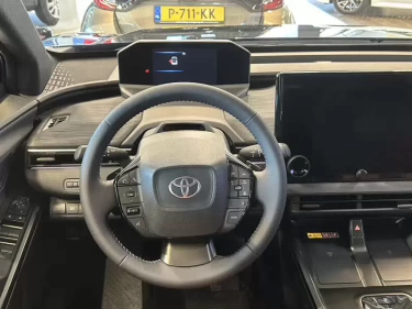 Foto van Toyota C-HR+