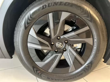 Foto van Toyota C-HR+