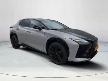 Foto van Lexus RZ