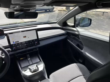 Foto van Toyota C-HR+