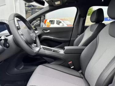 Foto van BYD DOLPHIN G DM-i
