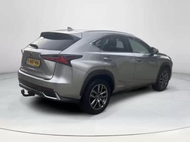 Foto van Lexus NX
