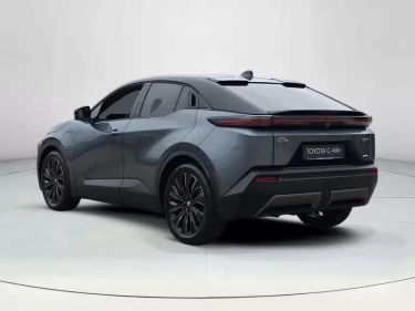 Foto van Toyota C-HR+