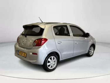 Foto van Mitsubishi Space Star